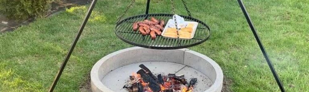 Walled garden hearth - a safe fire in your garden Walled garden hearth - a safe fire in your garden