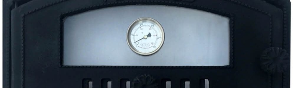 La puerta de la cocina evita la pérdida de calor de la cocina La puerta de la cocina evita la pérdida de calor de la cocina